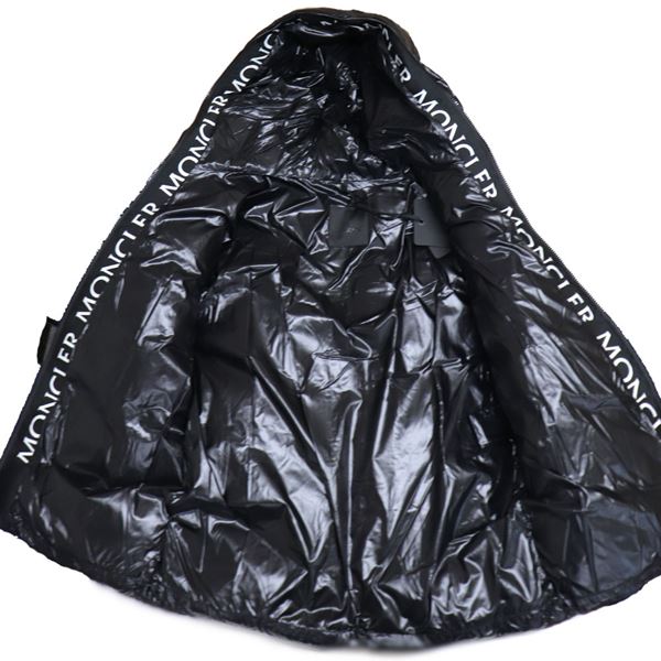 ��󥯥졼�� �����󥸥㥱�å� ��ǥ����� MONCLER �������� �֥�å� 1A000 22 68950 999