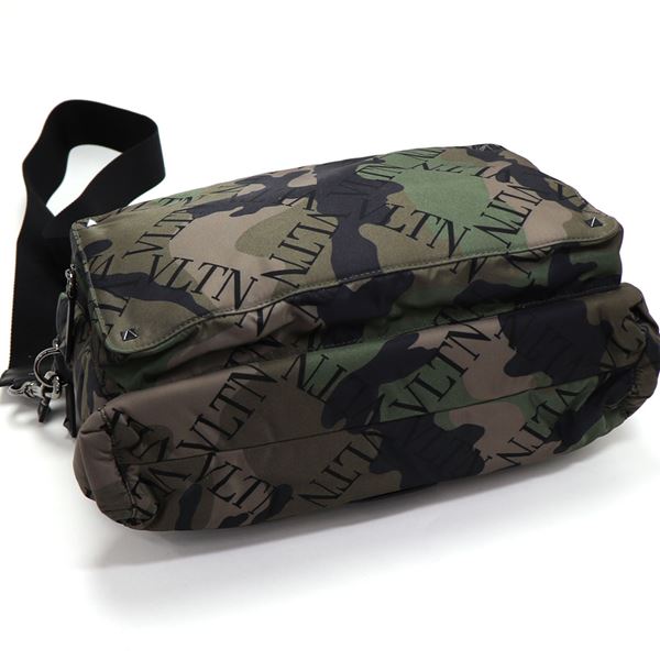 ƥ Хå  VALENTINO ե RY0B0722 LPE Y28