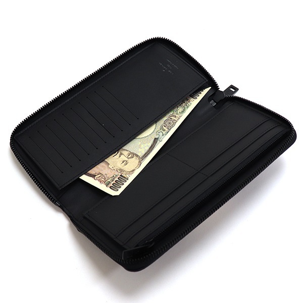 �륤�����ȥ� Ĺ���� LOUIS VUITTON Wallet M81743