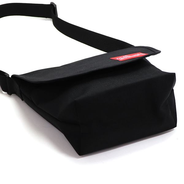 �ޥ�ϥå���ݡ��ơ��� ���������Хå� ��� ��ǥ����� Manhattan Portage �֥�å� 1604 BLACK 