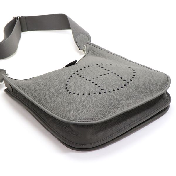 ����᥹ ���������Хå� ��ǥ����� HERMES ����ᥤ�䡼 ���֥�� 3 �ȥꥪ�� 