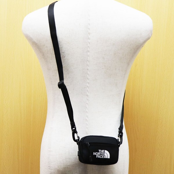 �Ρ����ե����� �ޥ������å� �ߥ˥��������Хå� ��� ��ǥ����� THE NORTH FACE  ���������ݡ��� �֥�å� NN2PQ69J BLK 