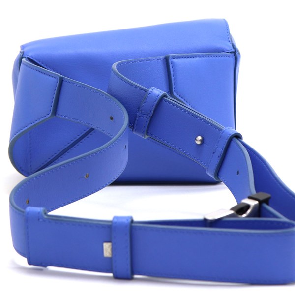 ������ �ܥǥ��Хå� ��� ��ǥ����� LOEWE ���������Хå� �֥롼 B510U89X02 5695 