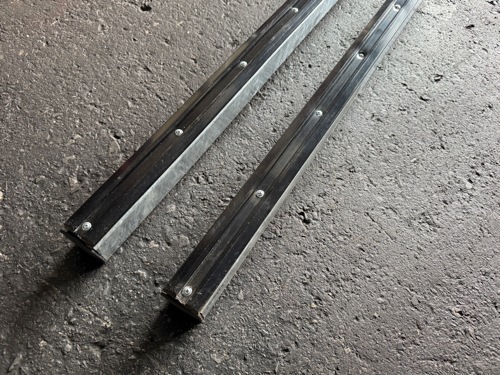 �ȹߤ������Ǥ����ܡ��ȥȥ졼�顼�ѡ����饤�ɥ졼��ñ�ʡ���Ĺ 2000mm ��1�ܤβ��ʡ�