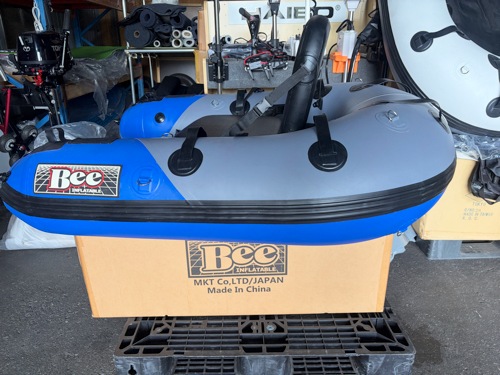 ���庸��ȴ���ΰ�������100kg���б�����ä���;͵�Ǥ���̾��ե���������BEE146�ץ饹�������顼/���եܥǥ���