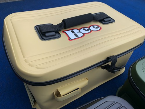 ̵�������ä������塼�֤˥����顼��BEE ������Хå���40cm��