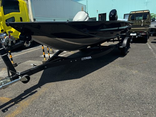 ͽա17ft饹ܡȥȥ졼顼BEE 580/16&#12316;17ftб