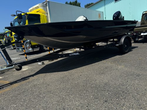 ͽա17ft饹ܡȥȥ졼顼BEE 580/16&#12316;17ftб