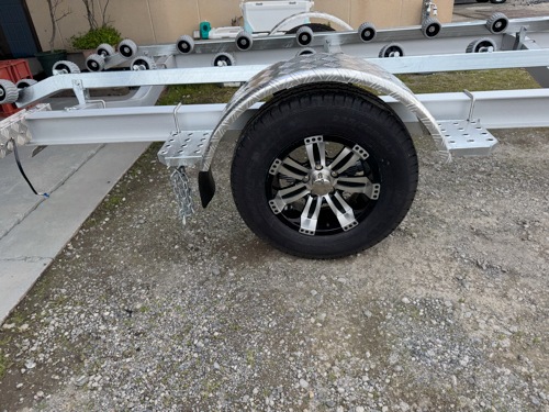 �����˶�����5.66�����ե륢��ߥե졼����ѡ�ͽ�������ա��������17ft���饹�ȥ졼�顼��BEE BT-A580/16〜17ft�б�