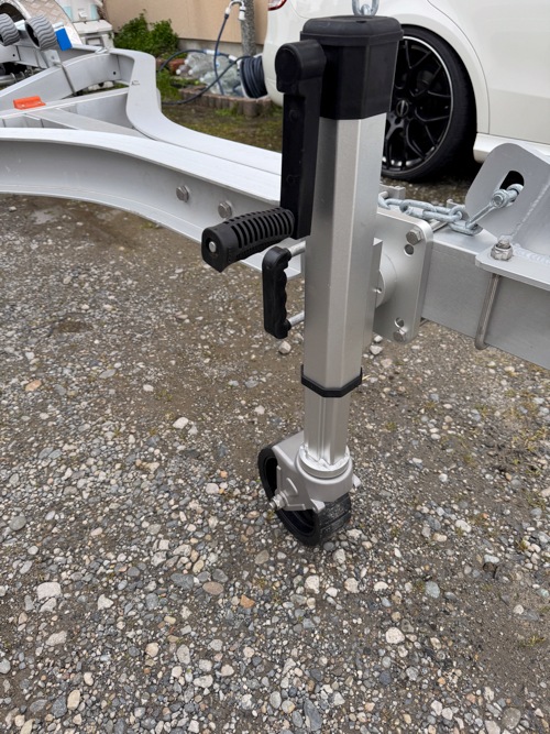 �����˶�����5.66�����ե륢��ߥե졼����ѡ�ͽ�������ա��������17ft���饹�ȥ졼�顼��BEE BT-A580/16〜17ft�б�