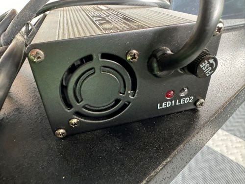 ENERBee ��12V-40Ah�䥹�ޡ��ȥ��ץ���¡��IP67 �ɿ���͡�3ǯ�ݾڡ��������Хåƥ꡼12V��ǥ�