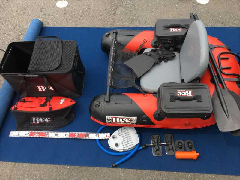 ������Ǽ���緿�ɿ�Хå����BEE �ǥå��� 70cm��70/45/40cm