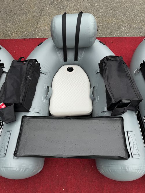 NEW 人気の軽量オール無し/BEE130U-TF タフボディー/各カラー | BEE