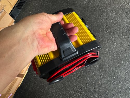 ENERBee ��12V-30Ah�䥹�ޡ��ȥ��ץ���¡��IP67 �ɿ���͡�3ǯ�ݾڡ��������Хåƥ꡼12V��ǥ�