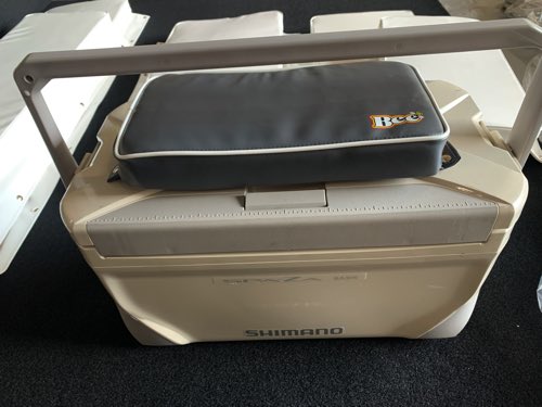 �ɥ��å��� ���Ŭ���å����38�䥯���顼�䥿�å���ܥå����ˤ���դǤ��ޤ�