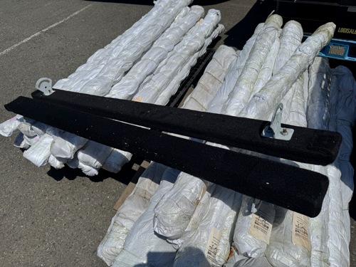 �ȥ졼�顼�ѥХ�1�ܤβ��ʡ������ڥåȻž夲��3000mm/1600mm�����ն��⤢��ޤ�