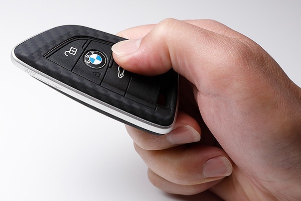 �ǥ����� ������ BMW���� ���ޡ��ȥ��� �ݸ���� Deff WIZ JACKET for SMART KEY