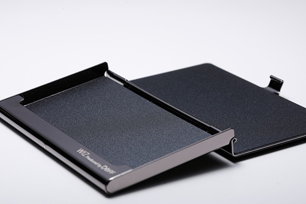 ǥ  ܥ󥳥쥯 ɥۥ Deff WIZ CARBONE COLLECTION CARD HOLDER