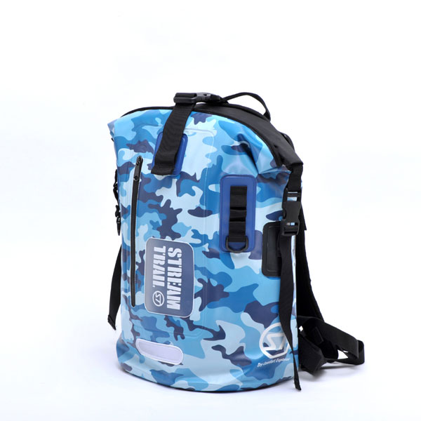 ȥ꡼ȥ쥤 ɥ饤 25åȥ  Stream Trail Dry Tank 25L Camo