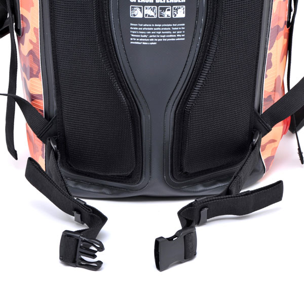 ȥ꡼ȥ쥤 ɥ饤 25åȥ  Stream Trail Dry Tank 25L Camo