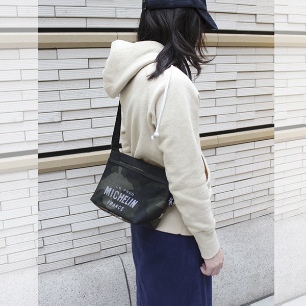 �ߥ����� ���������ݡ��� ��å���ݥ��å� Michelin Shoulder pouch Mesh pocket
