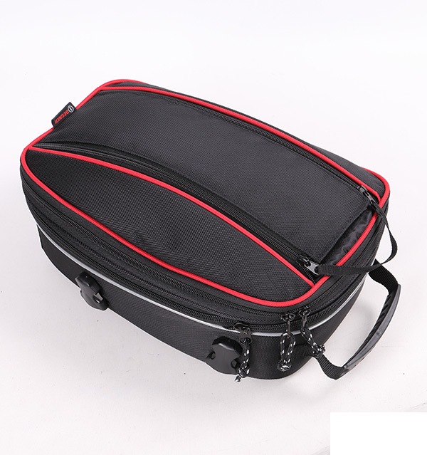 �ǥ��ʡ� �����㥹���������ȥХå� ��å� DEGNER NB-95A-RED