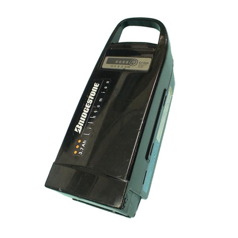 �ڤ��¤��ꤷ�ƺ����ۥ�ե�å���Хåƥ꡼��BRIDGESTONE��X38-30