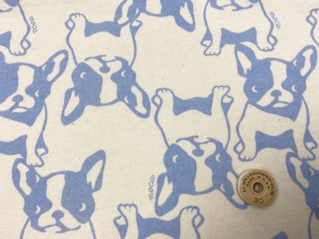 40/20ミニ裏毛ニット フレンチブルちゃん柄エクリュ×スノーブルー