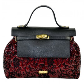 イタリア バッグ BECATO CONSUELO 刺繍エナメルバッグ ショルダーストラップ付 赤|イタリアバッグ