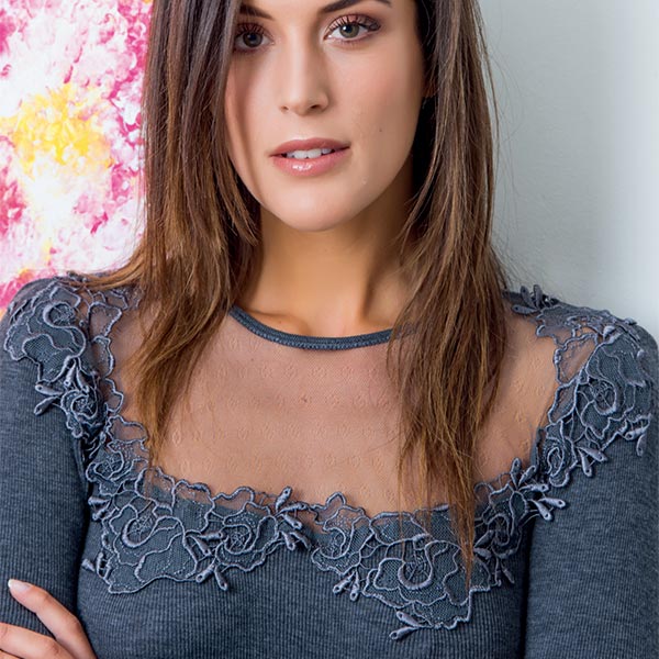 在庫一掃セール SALE 秋冬高級 イタリア ブランド ニット MORETTA 5736 レース切替ウール・シルクシームレスリブニット 2色