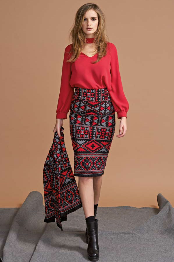 在庫一掃セール SALE 秋冬イタリア インポート ブランド ブラウス ELEONORA AMADEI デザインブラウス 赤