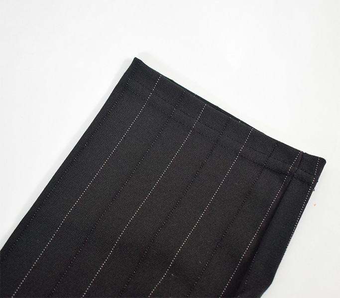 イタリア インポート ブランド レギンス ELETTA 13125 ピイストライプ柄レギンスパンツ　黒