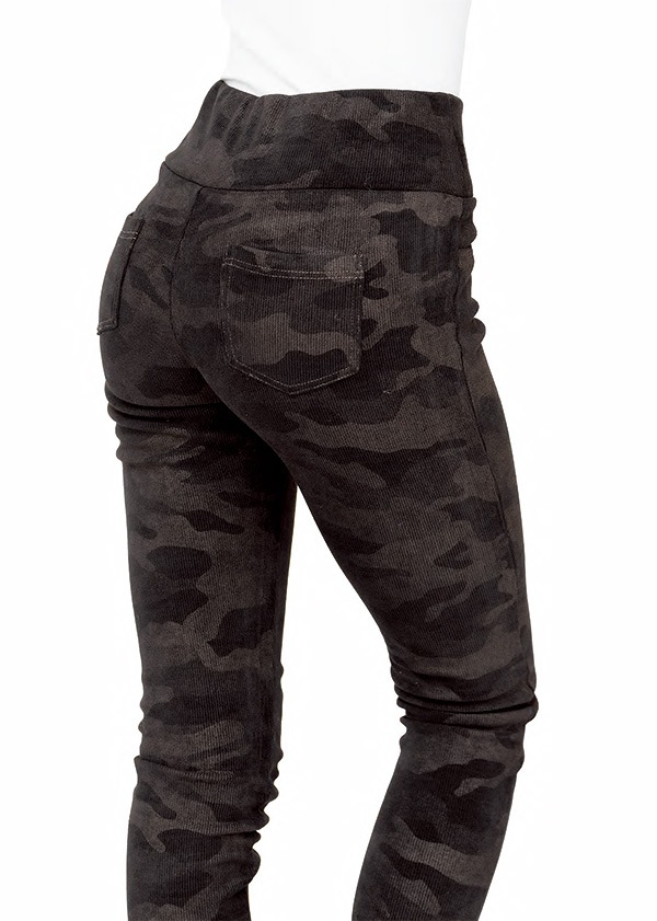 イタリア インポート ブランド レギンス ELETTA 13128 迷彩柄ラメベロアレギンス　黒