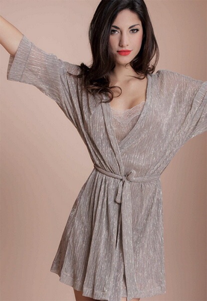 イタリアインポートランジェリー LOVE AND BRA 39052 ラメキモノローブ（ナイトガウン） 2色