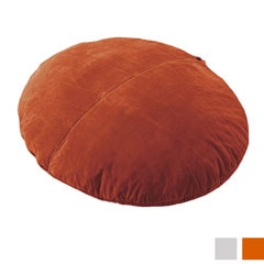 座ったりお昼寝したりできるビーズクッション