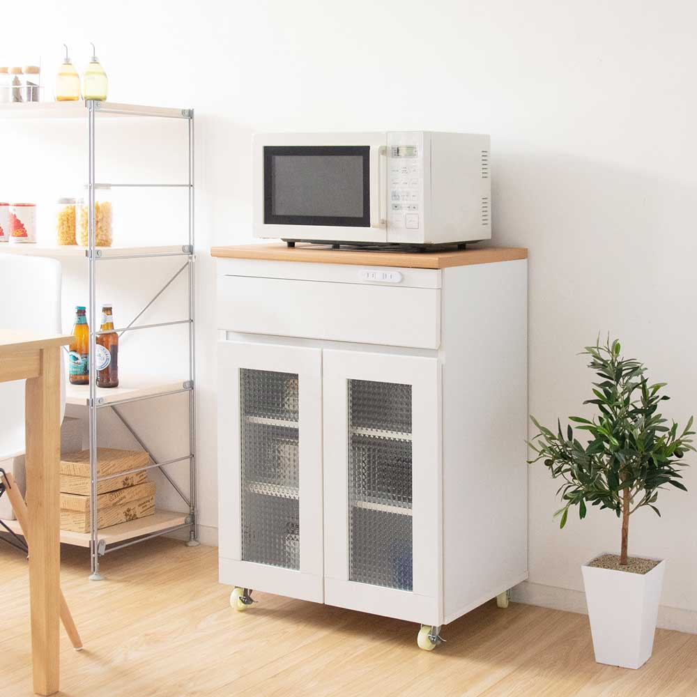 ナチュラル＆ホワイトが可愛いガラス扉のキッチン収納カウンター｜幅