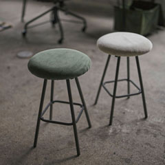 北欧風コーデュロイスツール｜省スペースでおしゃれなカウンターチェア