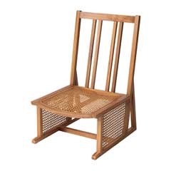 ナチュラルアジアンの美を宿すラタンフロアチェア｜軽やかに魅せるチークの温もり