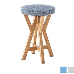 北欧デザインのスツール | ファブリック座面の優しい雰囲気