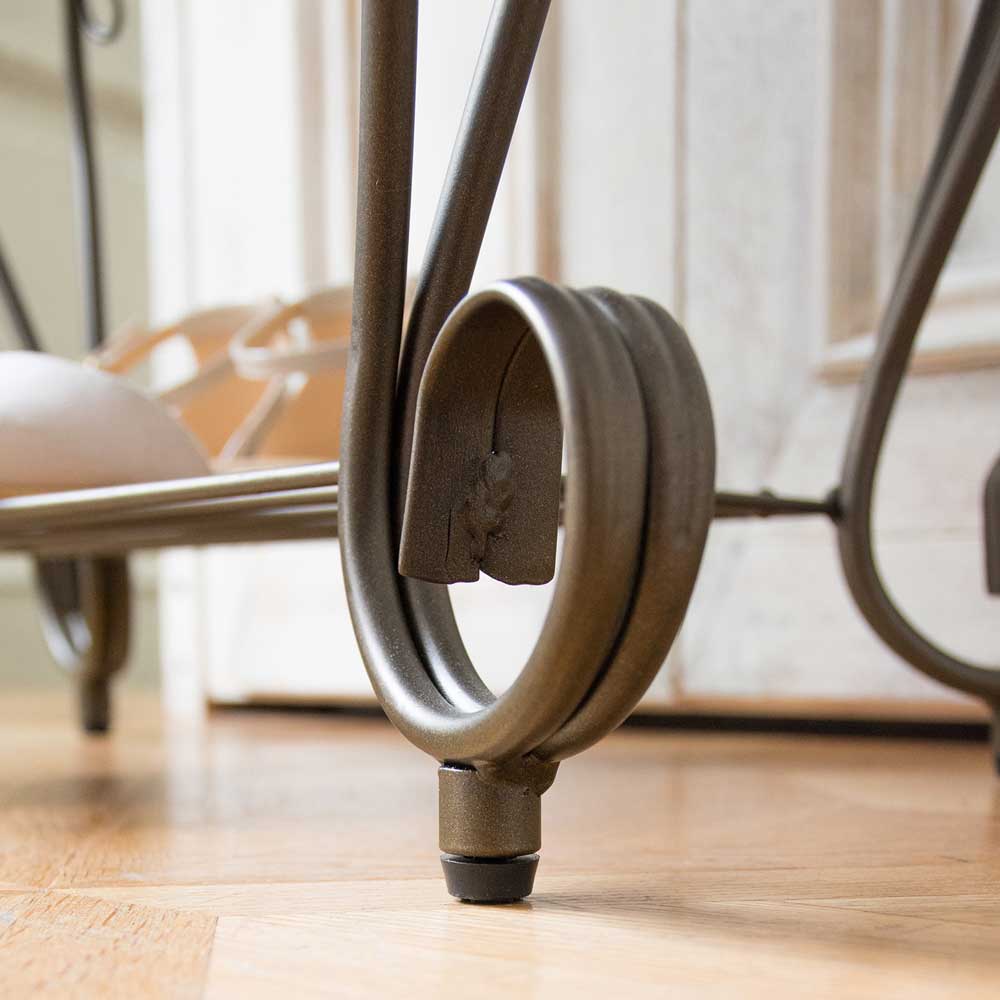 美しい曲線デザインと猫脚が特徴の収納付きエントランススツール