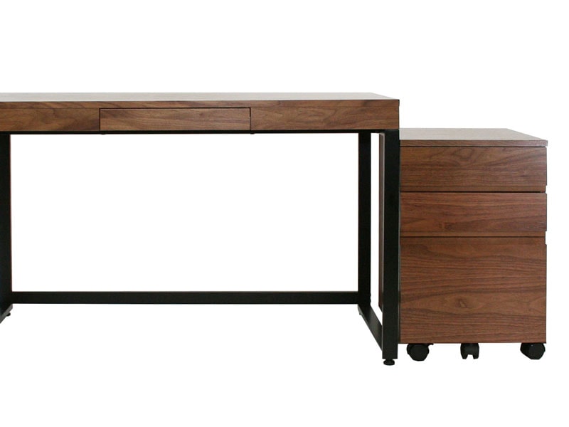 ウォルナットの落ち着いた色合いとあたたかみのあるデスクワゴン|幅40cm