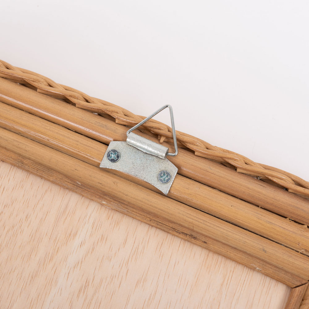 ラタン製スクエアミラー｜ナチュラルで洗練されたおしゃれな壁掛けインテリア