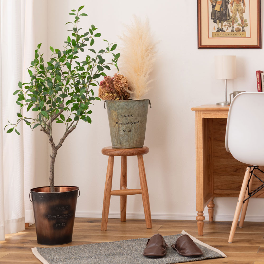 ヴィンテージ風スチールバケツ型プランターカバー|インダストリアルインテリアに最適