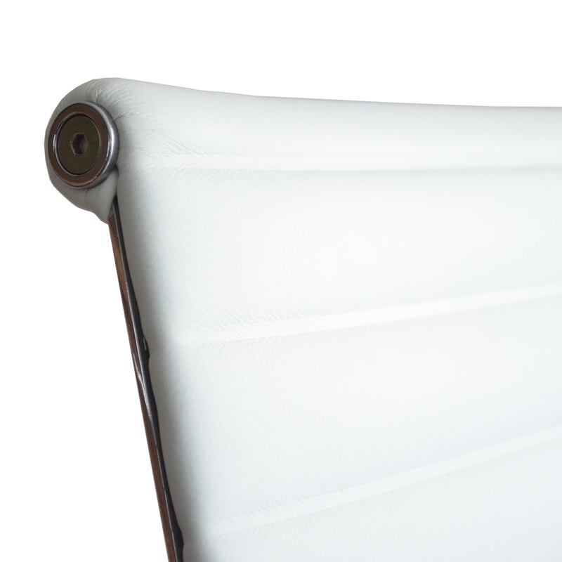 アルミナムチェア イームズ【ハイバック/フラッドパッド】本革ホワイト