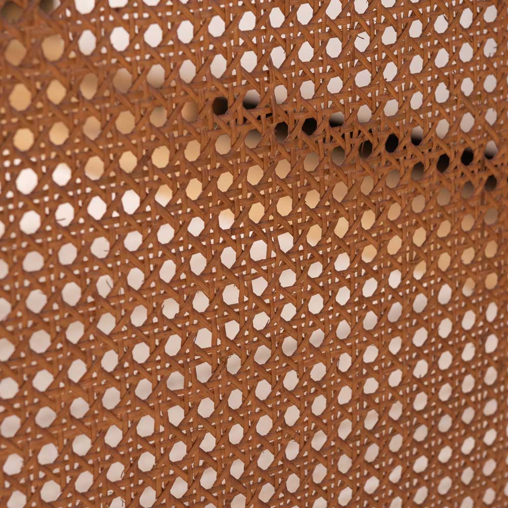 ラタン×ガラス ローテーブル|天然素材の透け感が美しいカゴメ編みデザイン