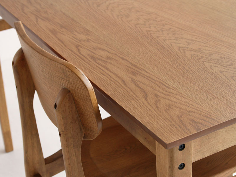 オーク材の大きな木目が美しいダイニングテーブル | 幅120cm