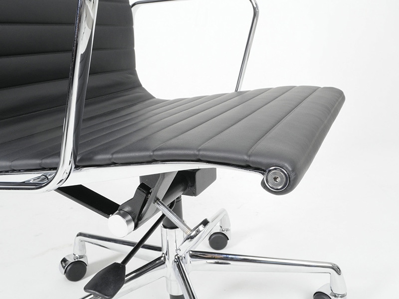 アルミナムチェア | イームズ | ハイバック / フラッドパッド