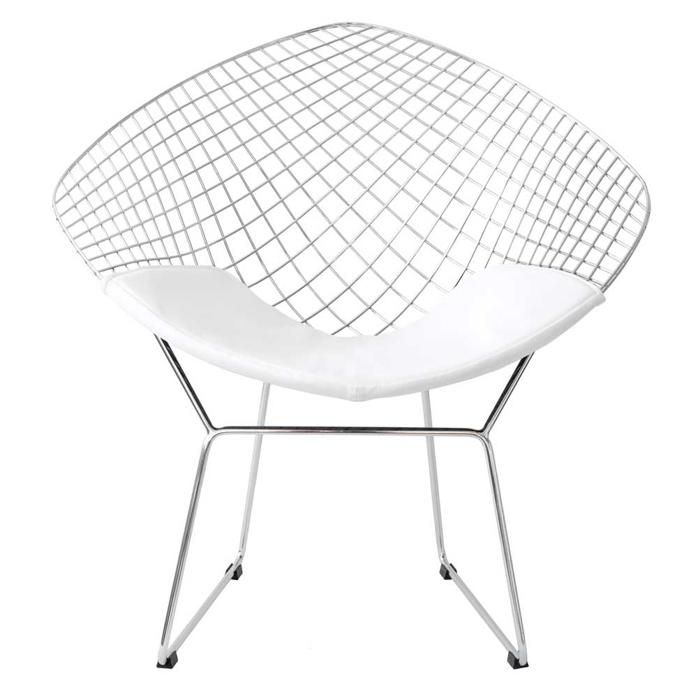 ダイヤモンドのような美しいデザインが座る人を包み込むワイヤーラウンジチェア