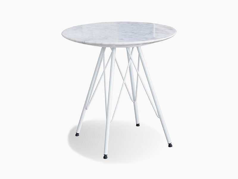 ホワイトカラーの大理石調のテーブル天板がスタイリッシュな印象のサイドテーブル｜BM