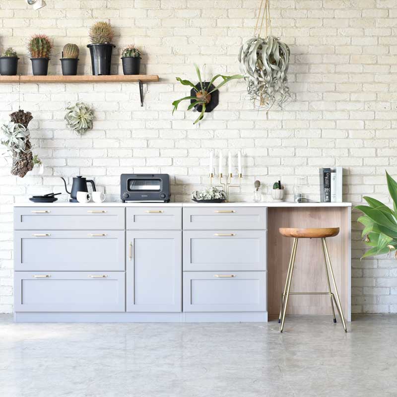 キッチン用ゴミ箱収納｜幅120cmのダストカウンター｜美しく隠す上品なキッチン収納